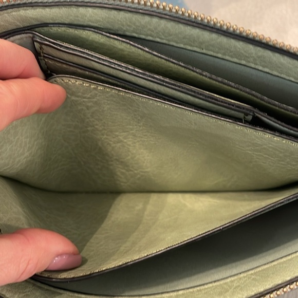 Isabelle Sage Green Vegan (peta approved) clutch/crossbody bag